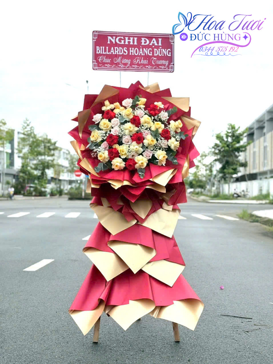 Kệ khai trương màu vàng hồng